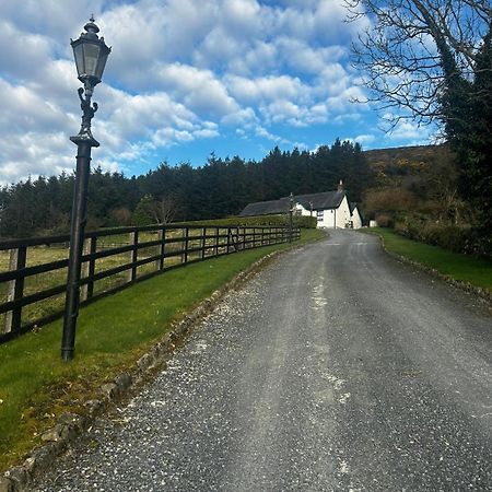 Yewwood Cottage Ньюрі Екстер'єр фото