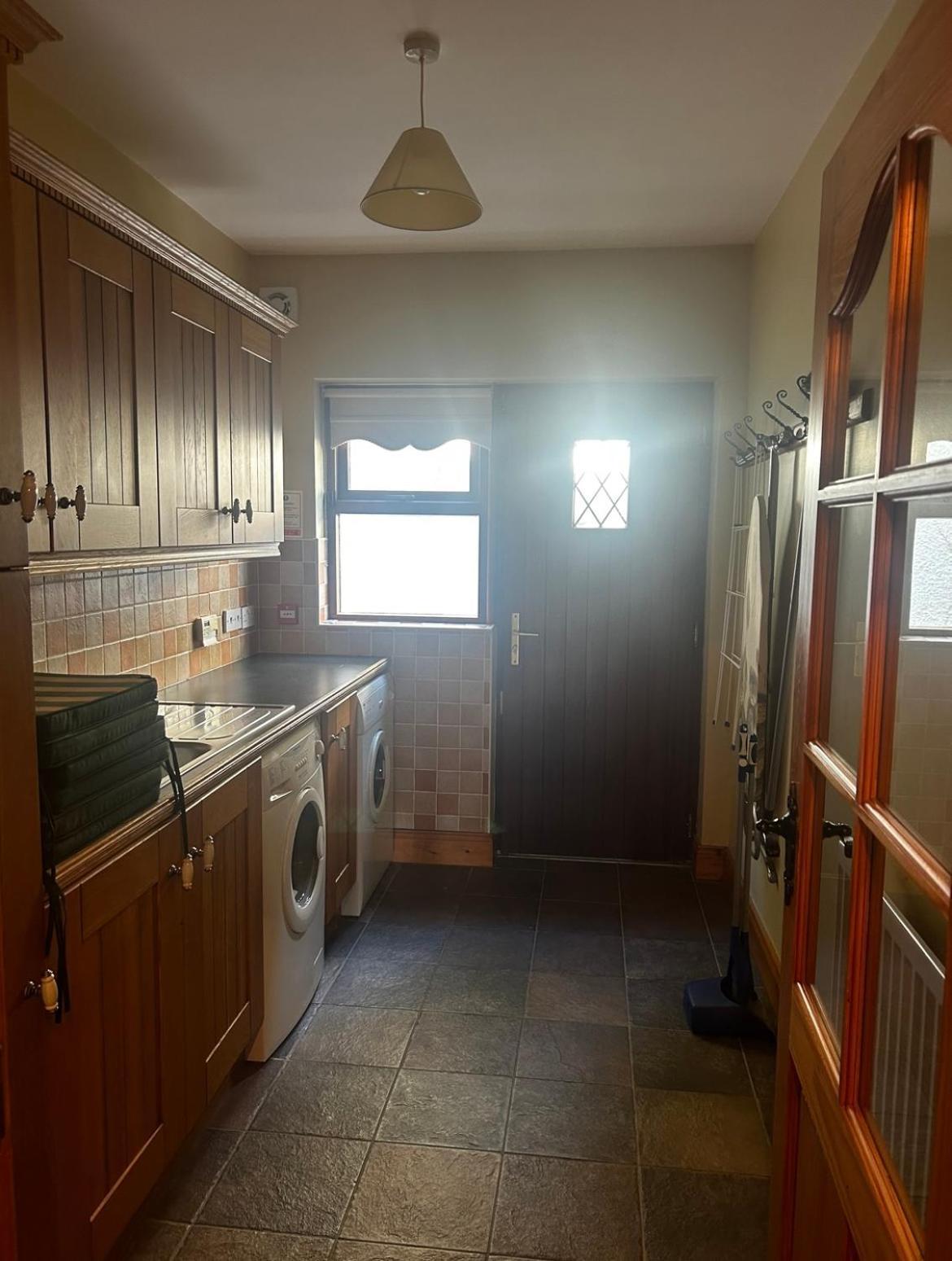 Yewwood Cottage Ньюрі Екстер'єр фото